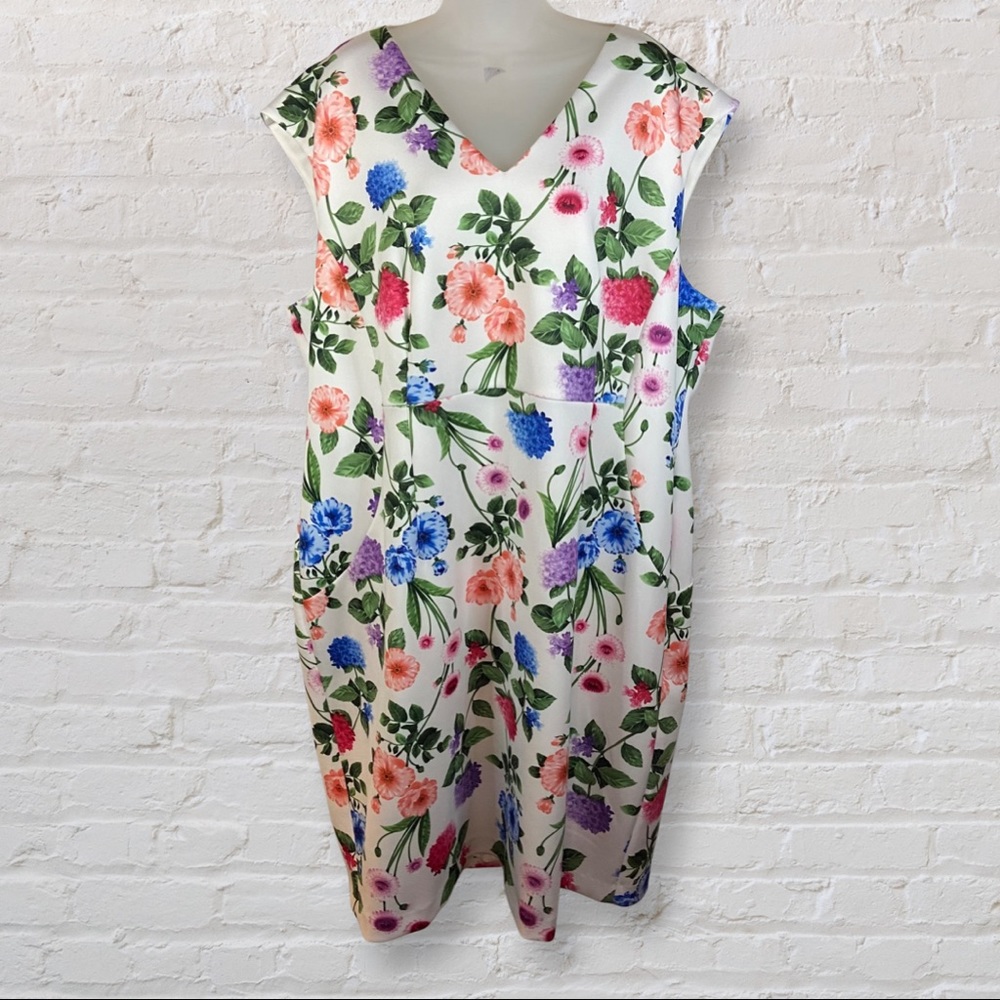 Calvin Klein White Floral Dress - Size 24W